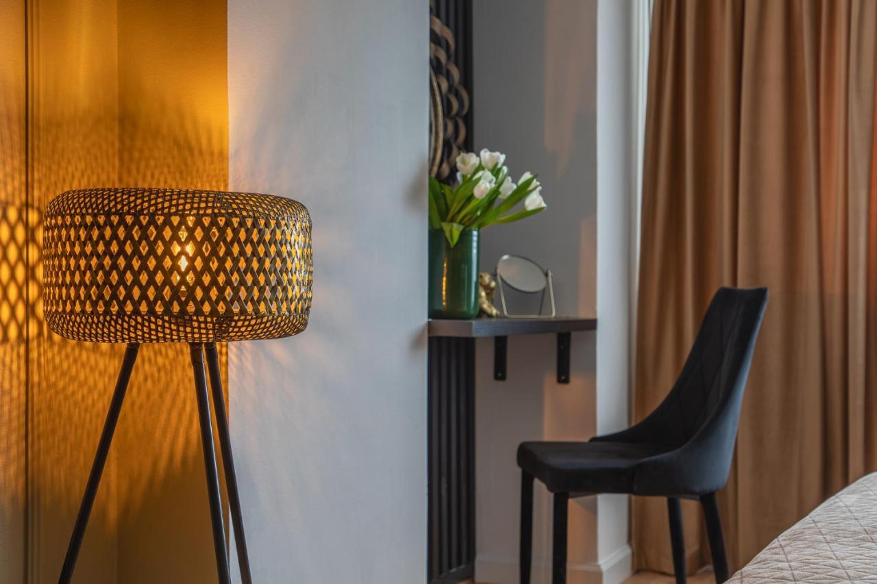 הוילה Designer Flat For 4, Heart Of Bucharest, Kitchen מראה חיצוני תמונה